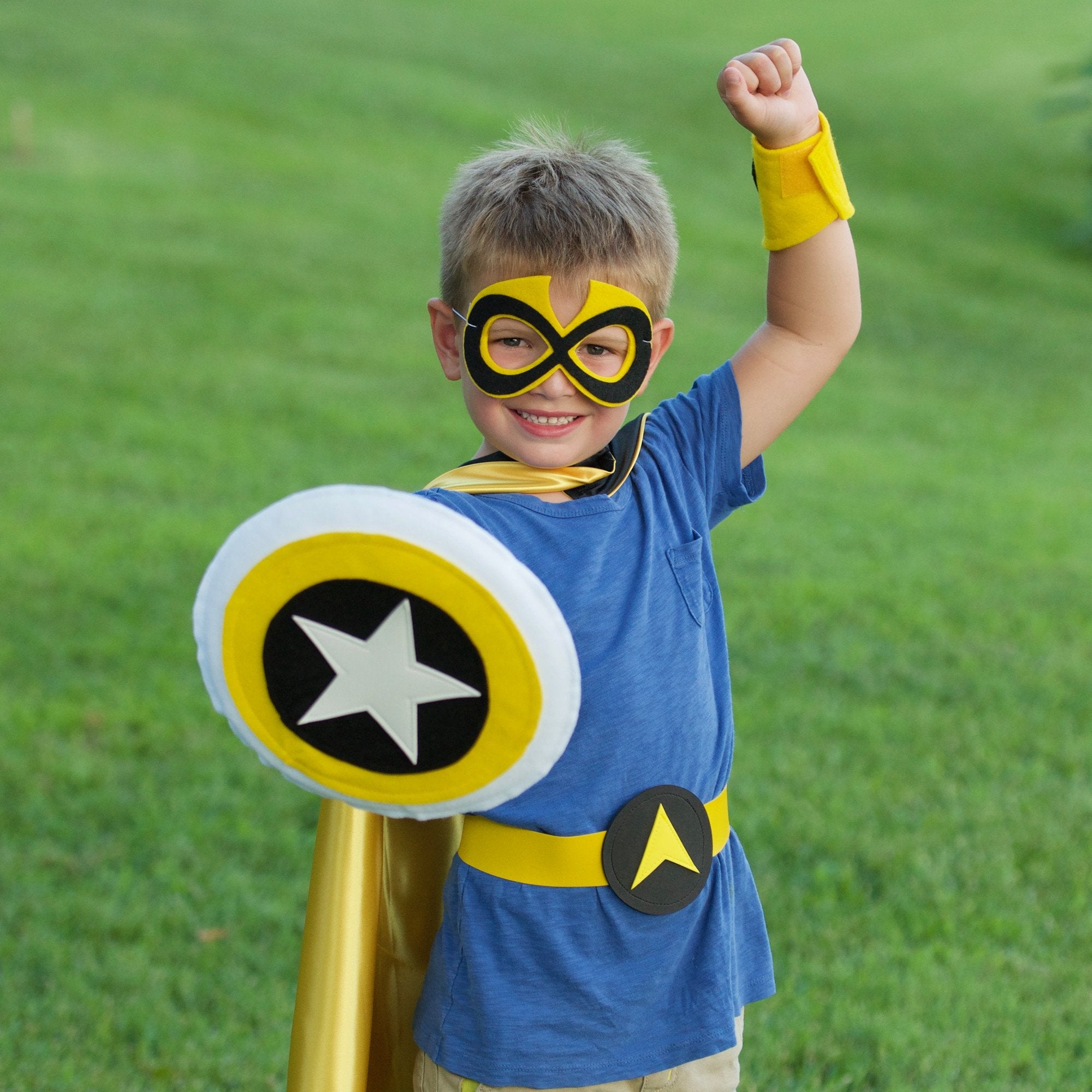 Kids Superhero Shield - Black/Yellow/White - Creative Capes